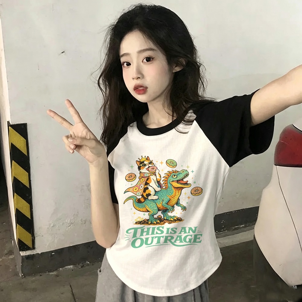 Dungeon Crawler Carl shirt wom - Women'S Fashion In The 80S review and price